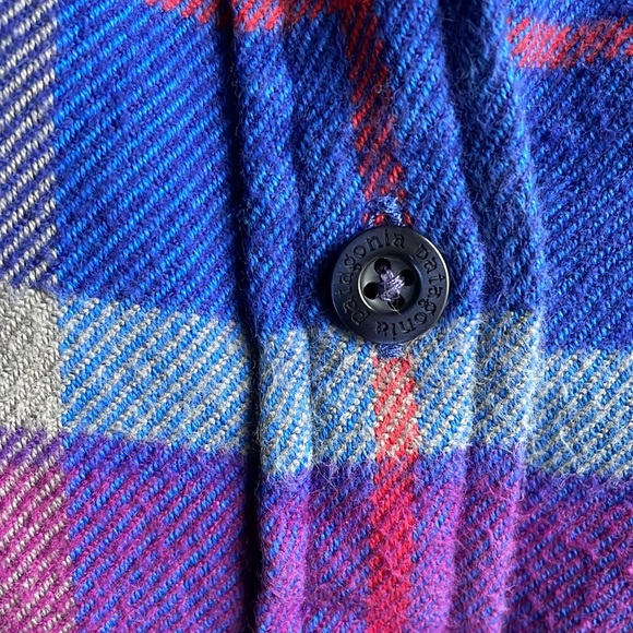 Patagonia cotton plaid flannel button down shirt size 8 - Picture 4 of 5